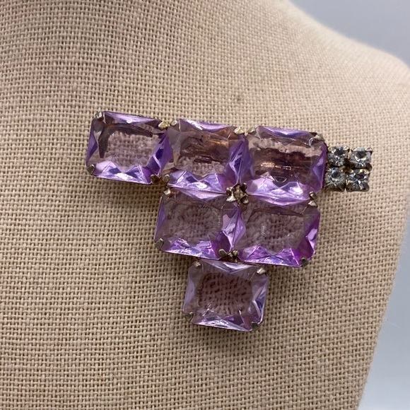 Jewelry - Vintage Art Deco Style Emerald Cut Amethyst Stones Accented With Rhinestone Pin